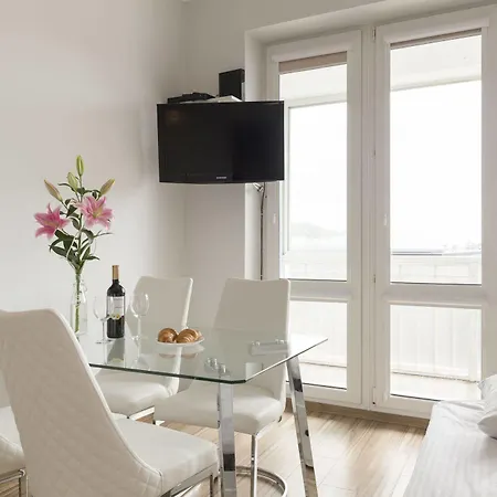 Apartment4You Rondo De Gaulle'A Апартаменты Варшава