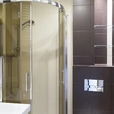 Apartment4You Rondo De Gaulle'A * Варшава