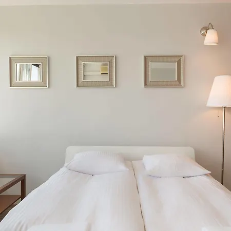 Apartment4You Rondo De Gaulle'A Варшава