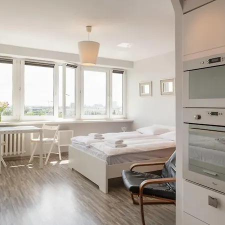 Апартаменты Apartment4You Rondo De Gaulle'A *